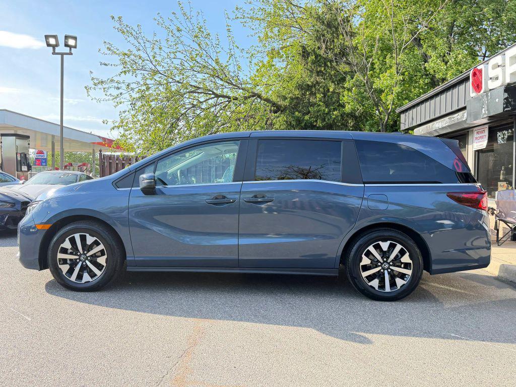 used 2026 Honda Odyssey car, priced at $40,300