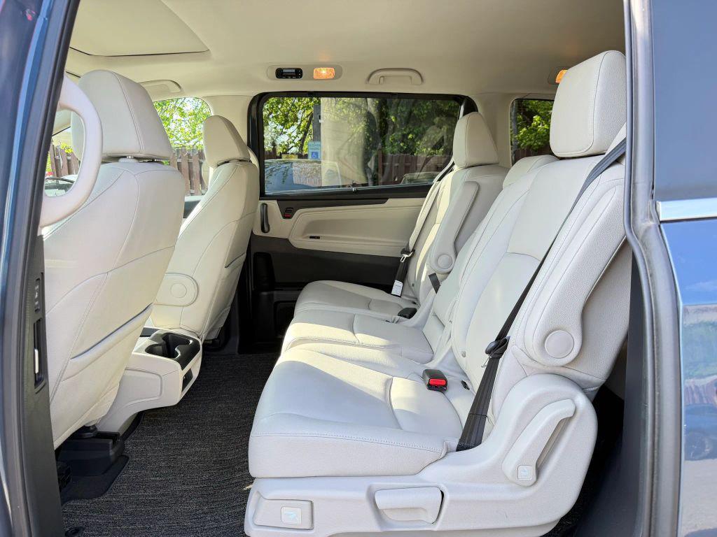 used 2026 Honda Odyssey car, priced at $40,300