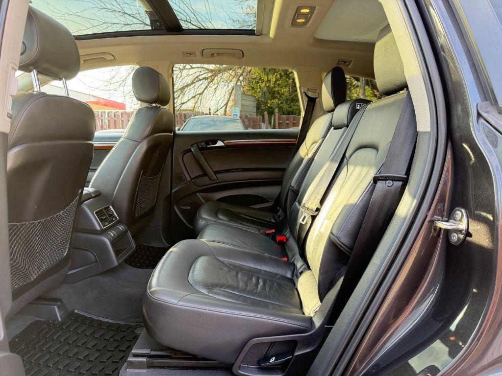 used 2015 Audi Q7 car, priced at $14,900