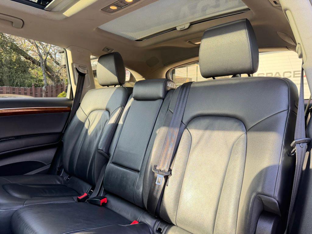 used 2015 Audi Q7 car, priced at $14,900