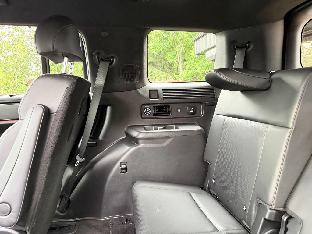 used 2024 Hyundai Santa Fe car, priced at $35,500