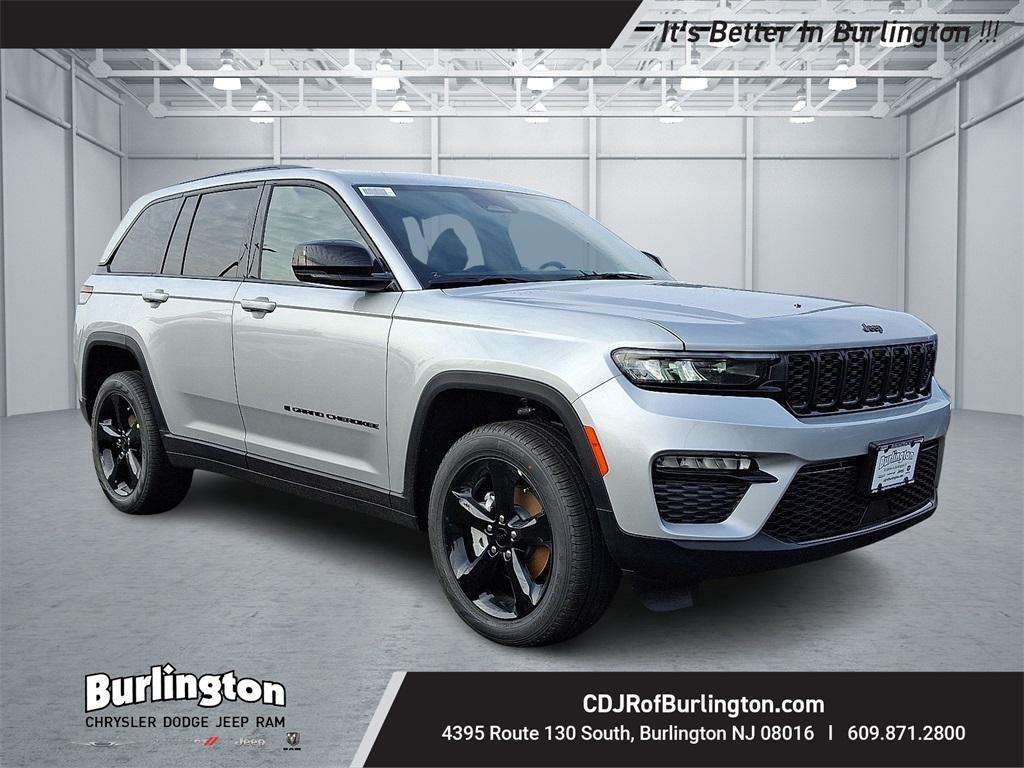new 2025 Jeep Grand Cherokee car, priced at $52,735