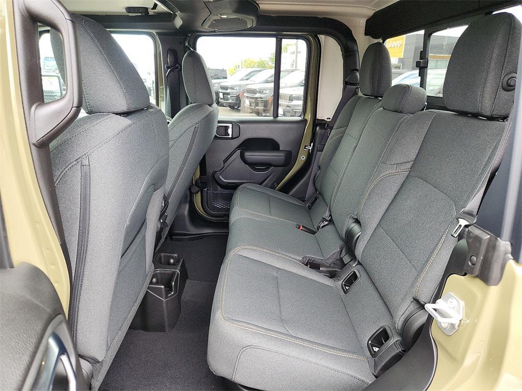 new 2025 Jeep Gladiator car, priced at $53,630