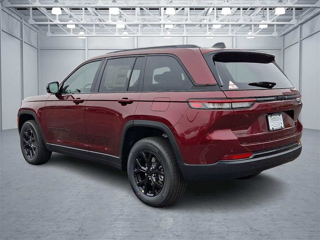 new 2025 Jeep Grand Cherokee car, priced at $46,730