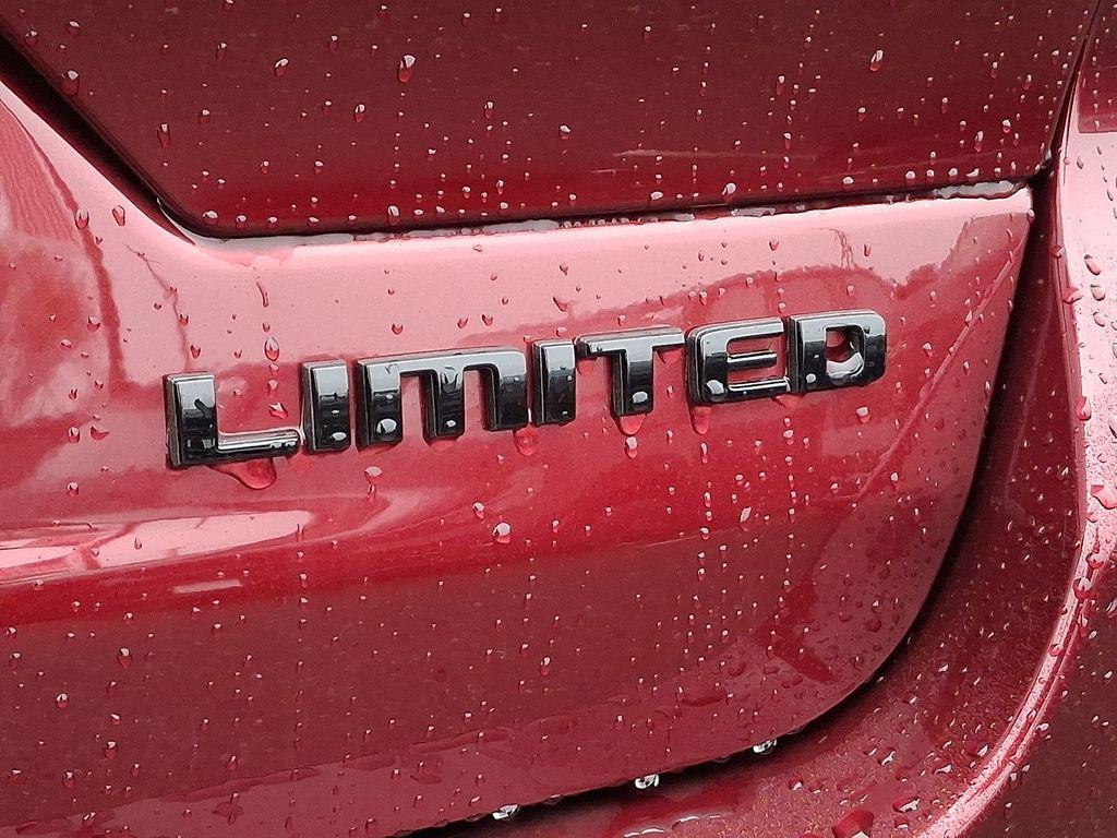 new 2025 Jeep Grand Cherokee car, priced at $52,735