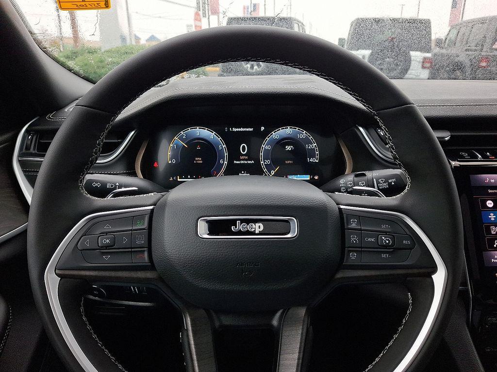 new 2025 Jeep Grand Cherokee car, priced at $52,735
