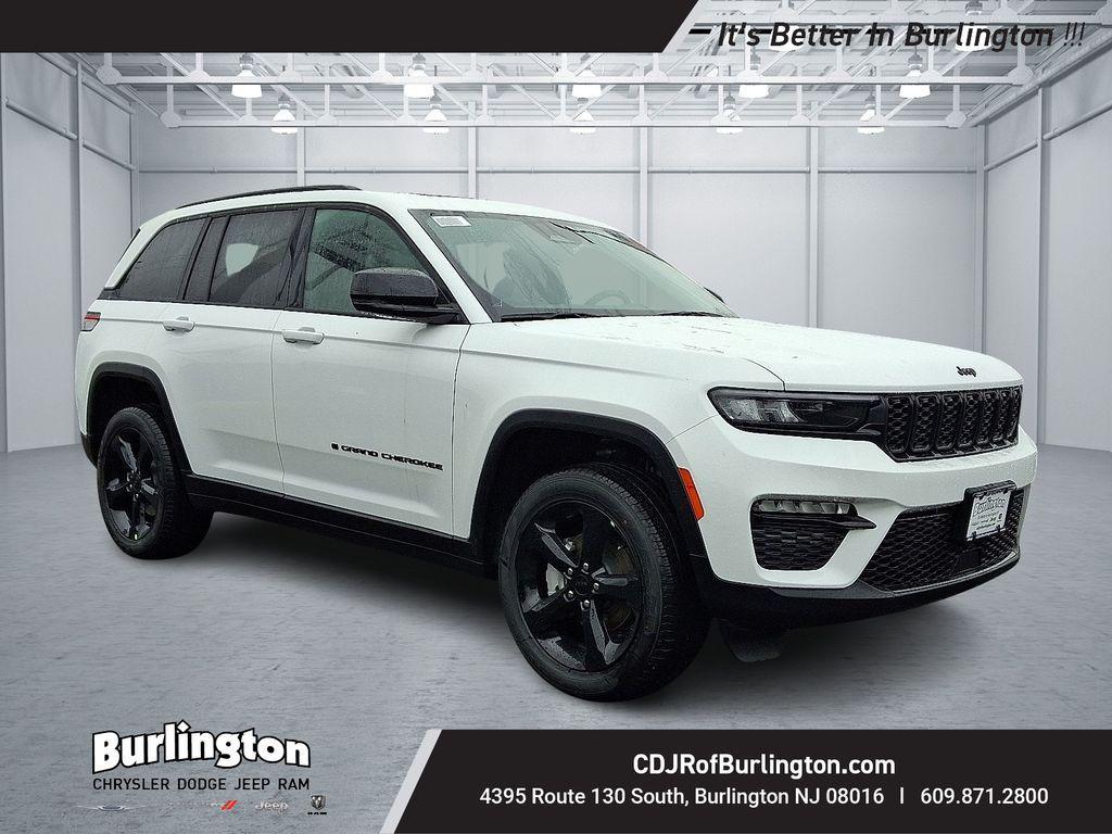 new 2025 Jeep Grand Cherokee car, priced at $52,140