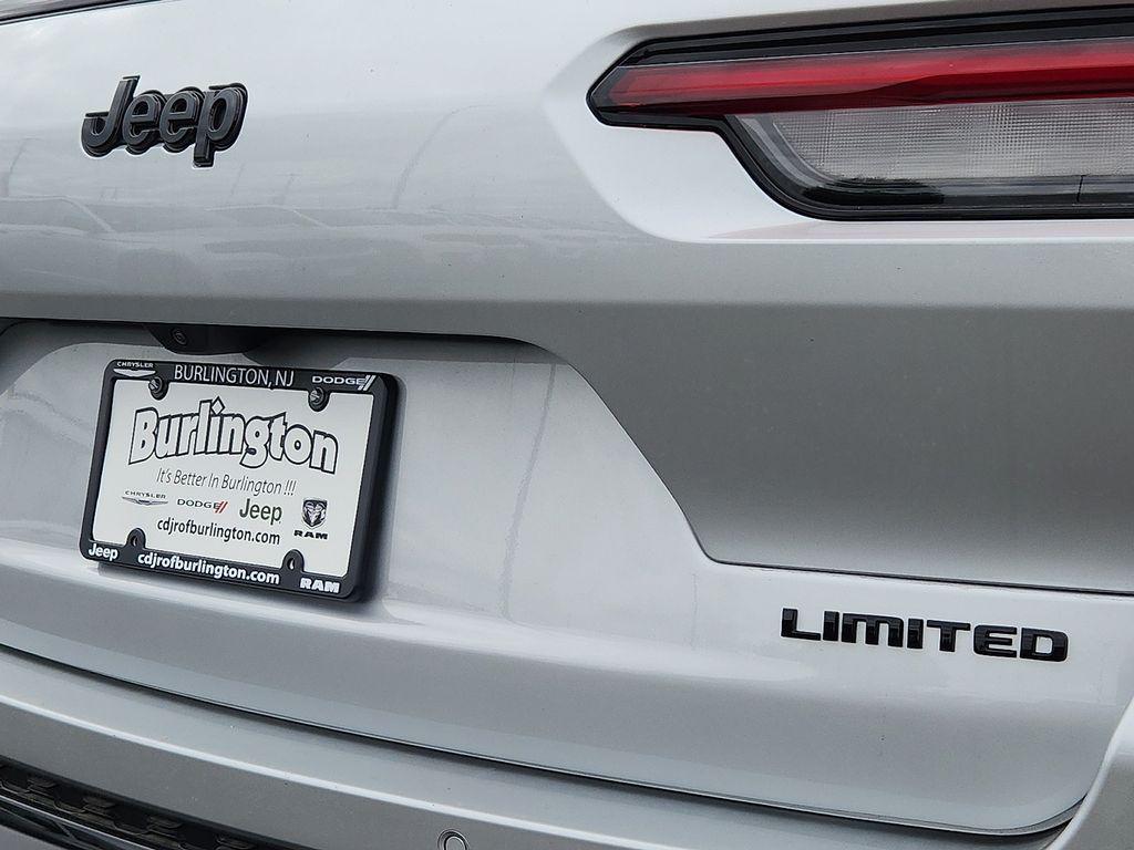 new 2025 Jeep Grand Cherokee L car, priced at $51,270