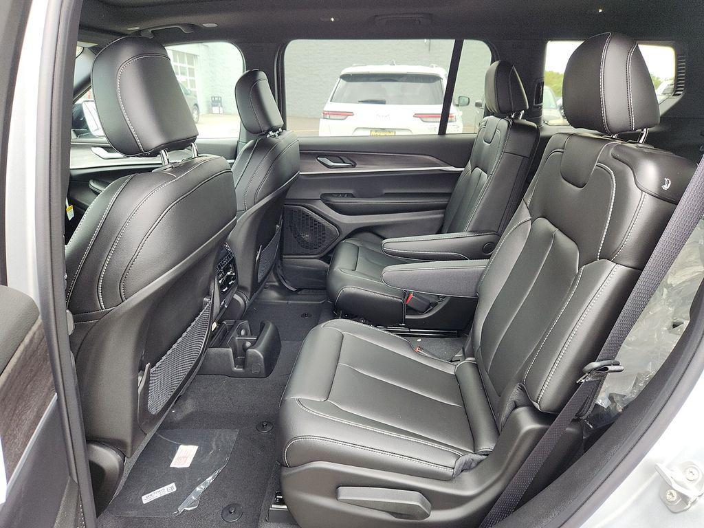 new 2025 Jeep Grand Cherokee L car, priced at $51,270