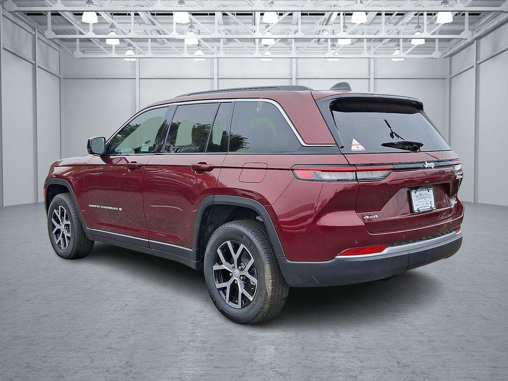 new 2026 Jeep Grand Cherokee car, priced at $48,985
