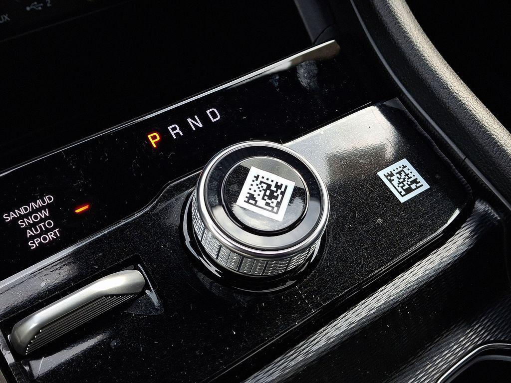 new 2025 Jeep Grand Cherokee car, priced at $52,735