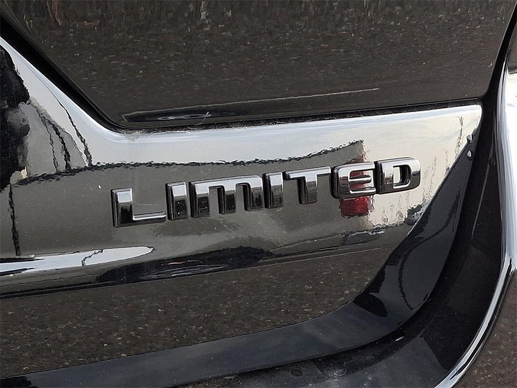 new 2025 Jeep Grand Cherokee car, priced at $52,735