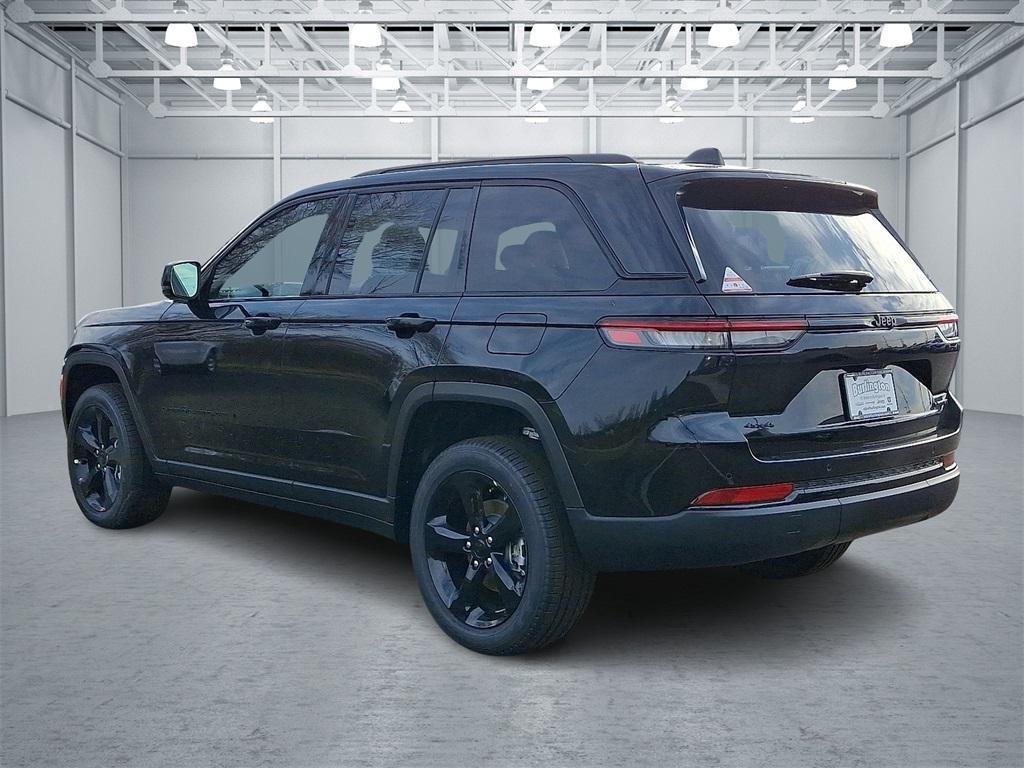 new 2025 Jeep Grand Cherokee car, priced at $52,735