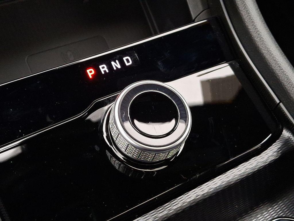 new 2025 Jeep Grand Cherokee car, priced at $43,575