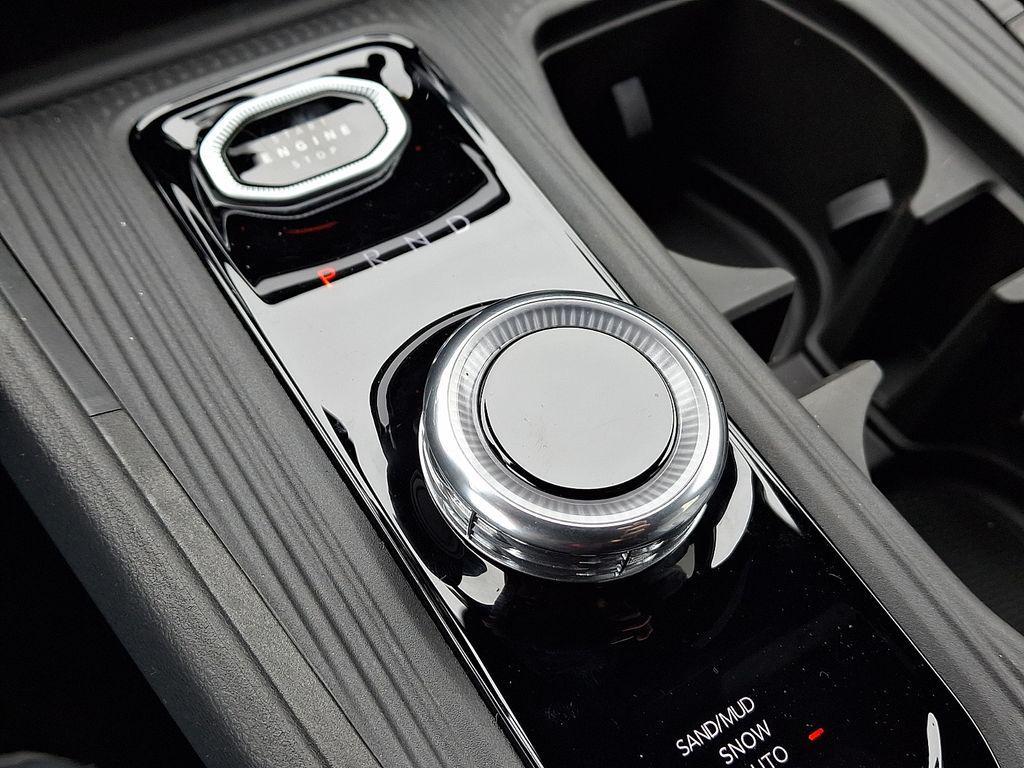 new 2026 Jeep Cherokee car, priced at $40,590