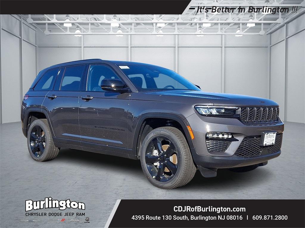new 2025 Jeep Grand Cherokee car, priced at $52,735