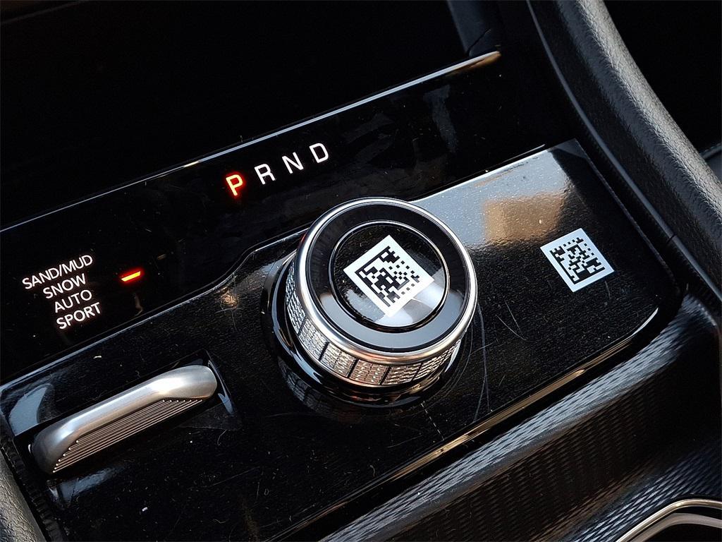 new 2025 Jeep Grand Cherokee car, priced at $52,735