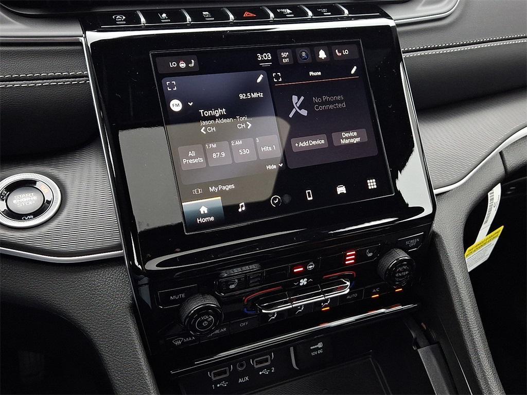 new 2025 Jeep Grand Cherokee car, priced at $44,170