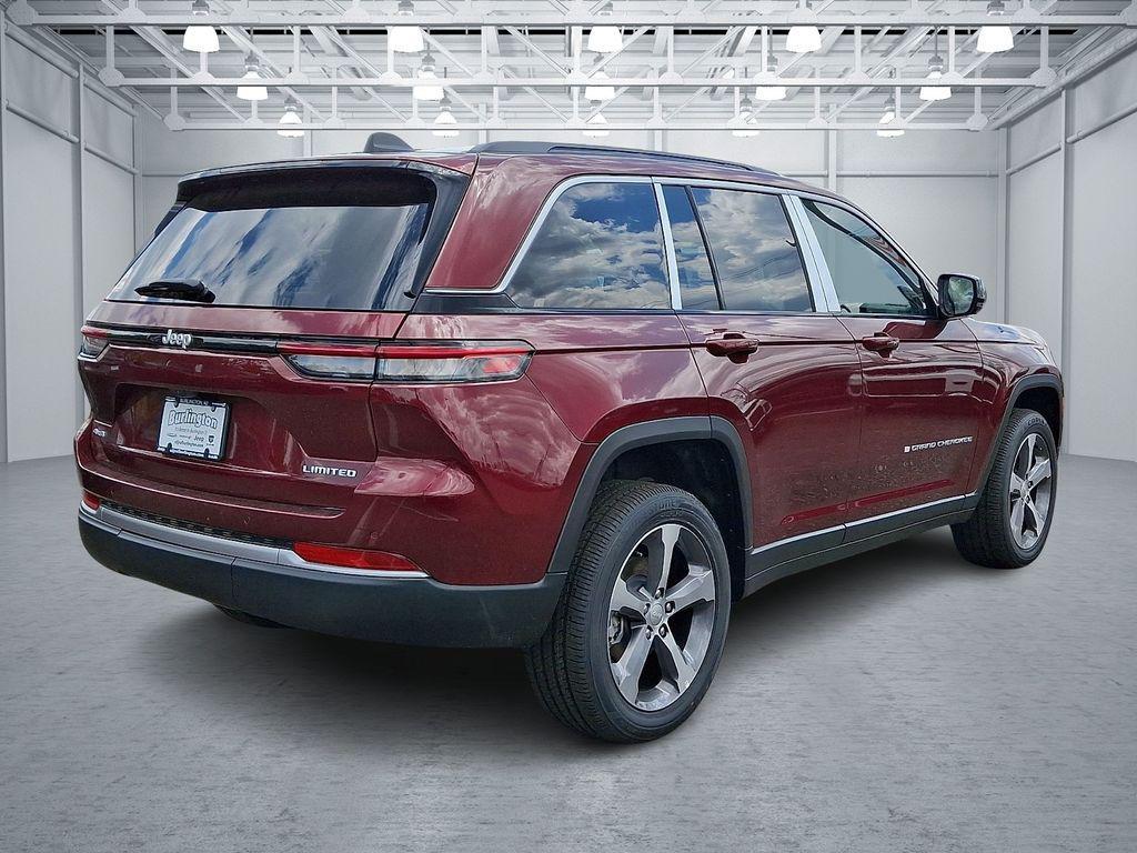 new 2026 Jeep Grand Cherokee car, priced at $49,405