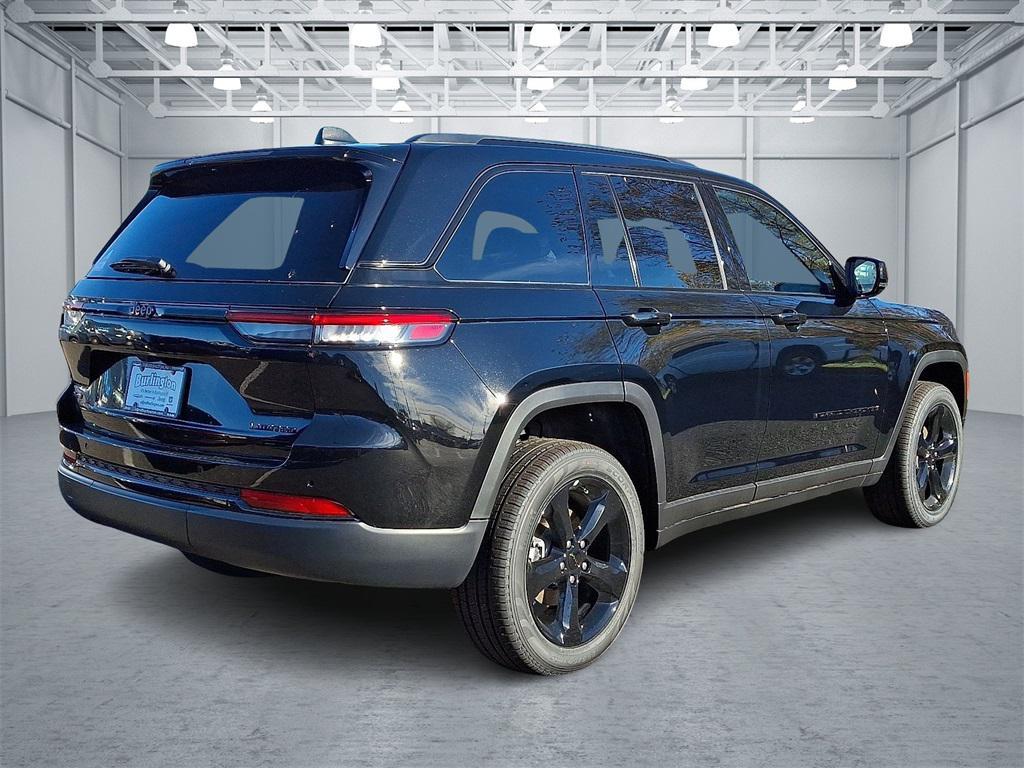 new 2025 Jeep Grand Cherokee car, priced at $52,735