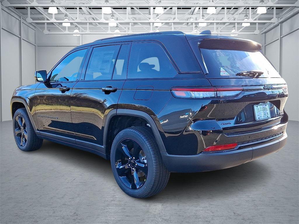 new 2025 Jeep Grand Cherokee car, priced at $52,735