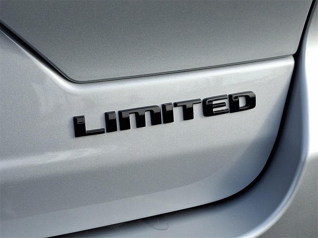 new 2025 Jeep Grand Cherokee car, priced at $52,735