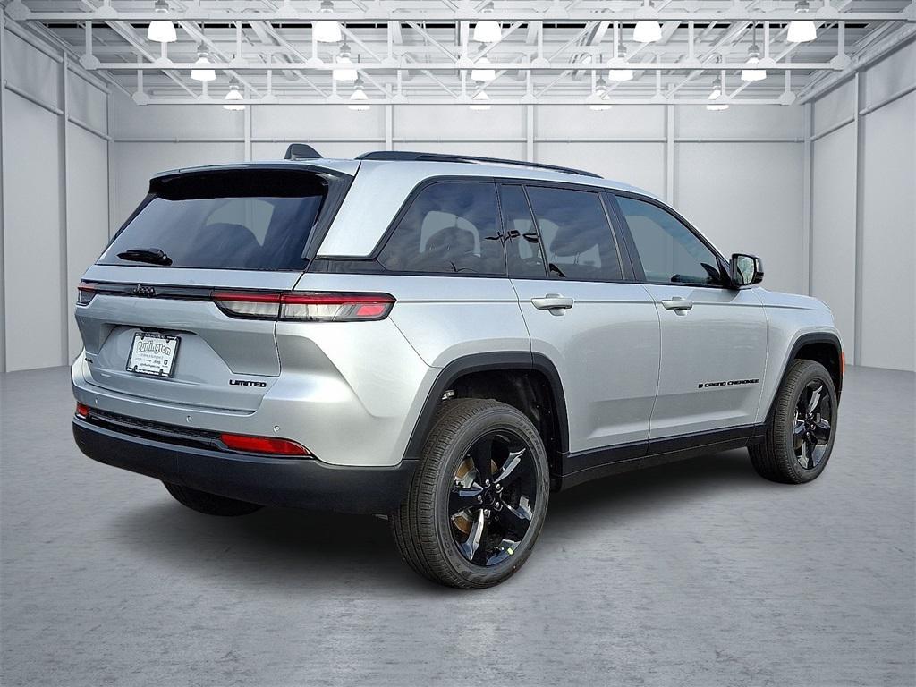 new 2025 Jeep Grand Cherokee car, priced at $52,735