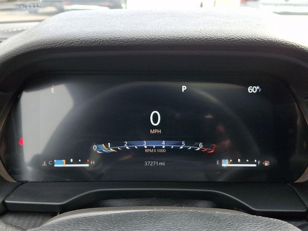 used 2023 Jeep Grand Cherokee car, priced at $32,000