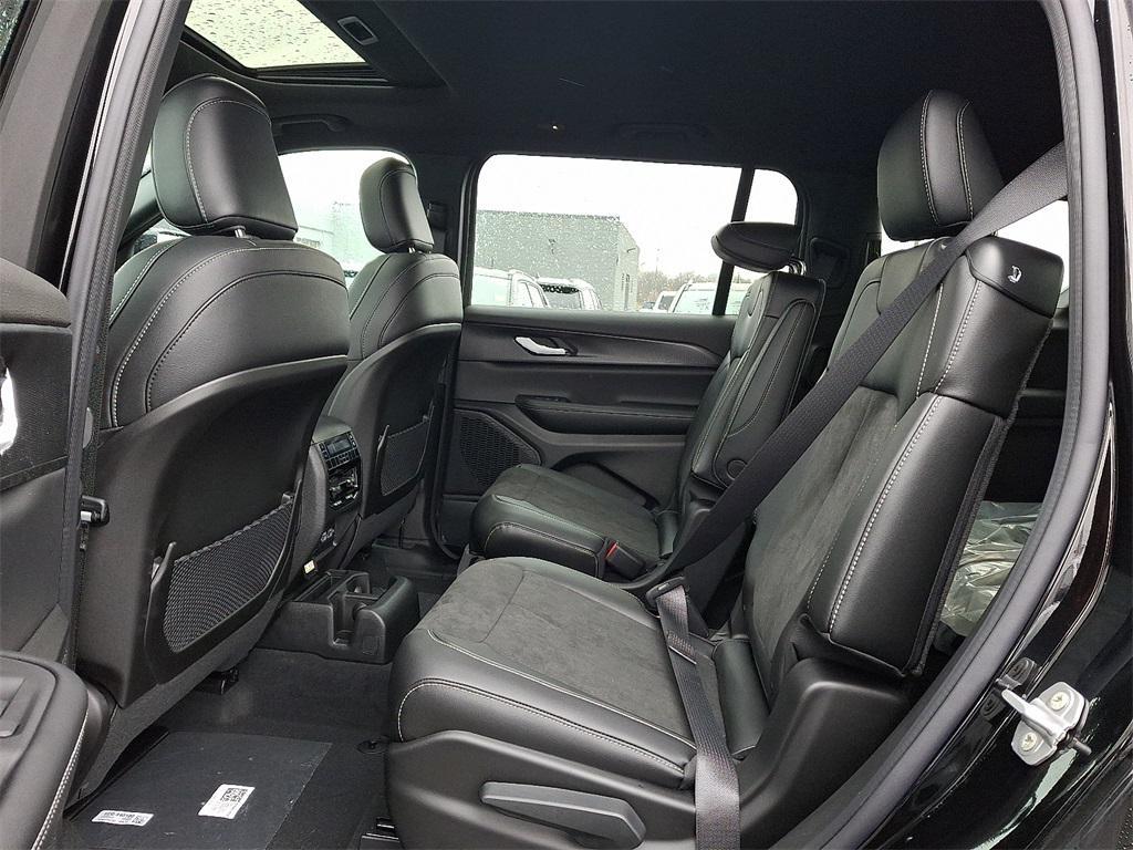 new 2025 Jeep Grand Cherokee L car, priced at $48,730