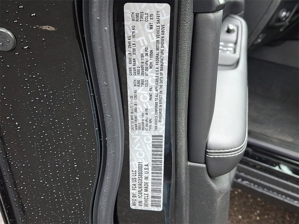 new 2025 Jeep Grand Cherokee L car, priced at $48,730