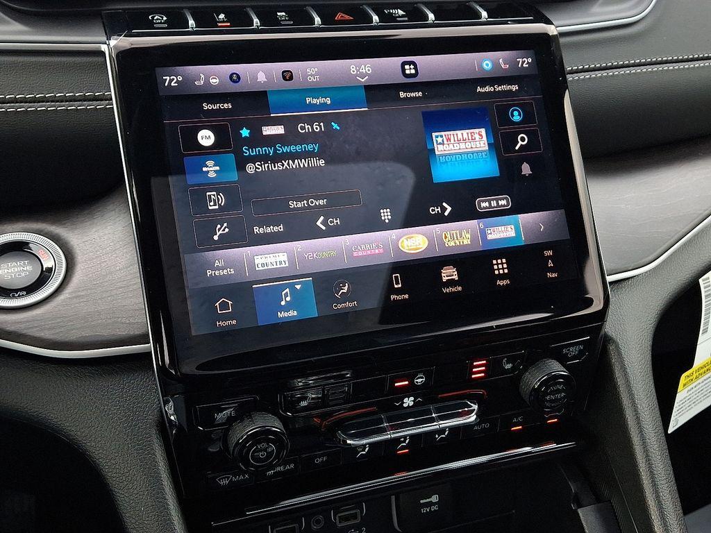 new 2025 Jeep Grand Cherokee car, priced at $50,010