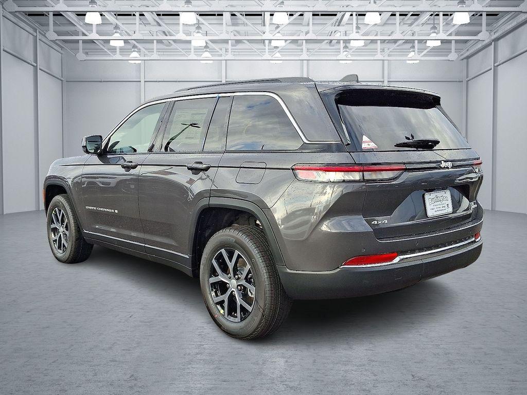 new 2025 Jeep Grand Cherokee car, priced at $50,010