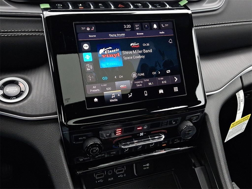 new 2025 Jeep Grand Cherokee car, priced at $46,730