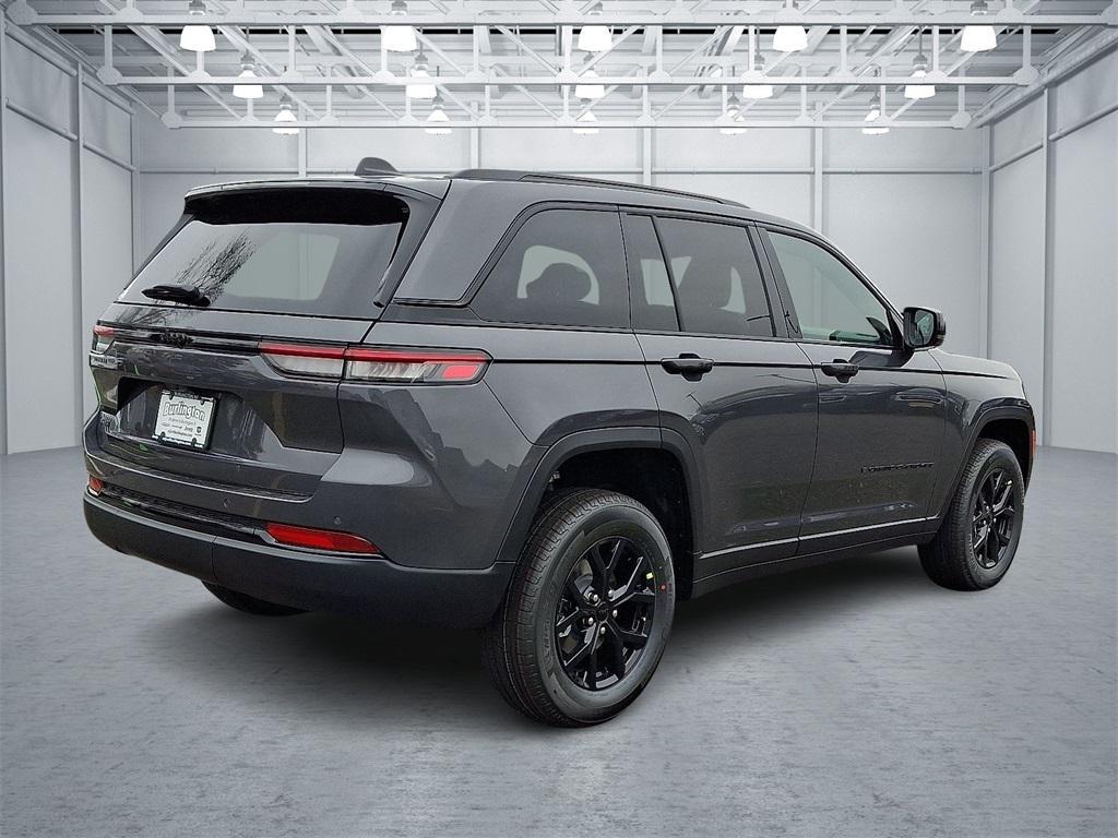 new 2025 Jeep Grand Cherokee car, priced at $46,730