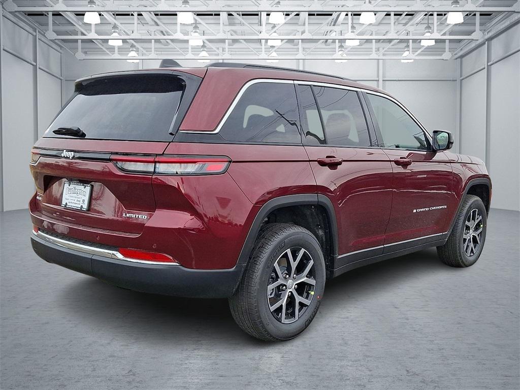 new 2025 Jeep Grand Cherokee car, priced at $50,510