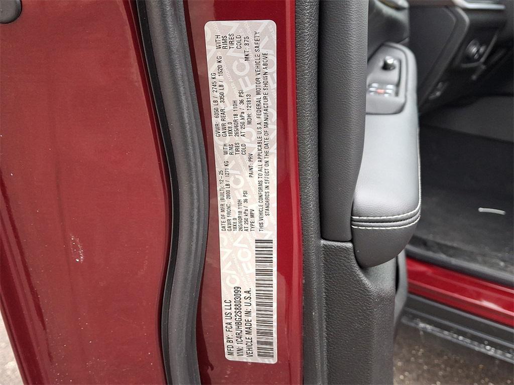 new 2025 Jeep Grand Cherokee car, priced at $50,510