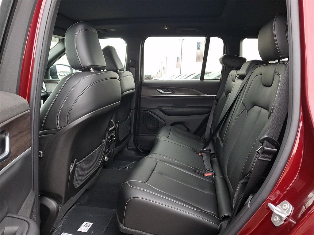 new 2025 Jeep Grand Cherokee car, priced at $50,510