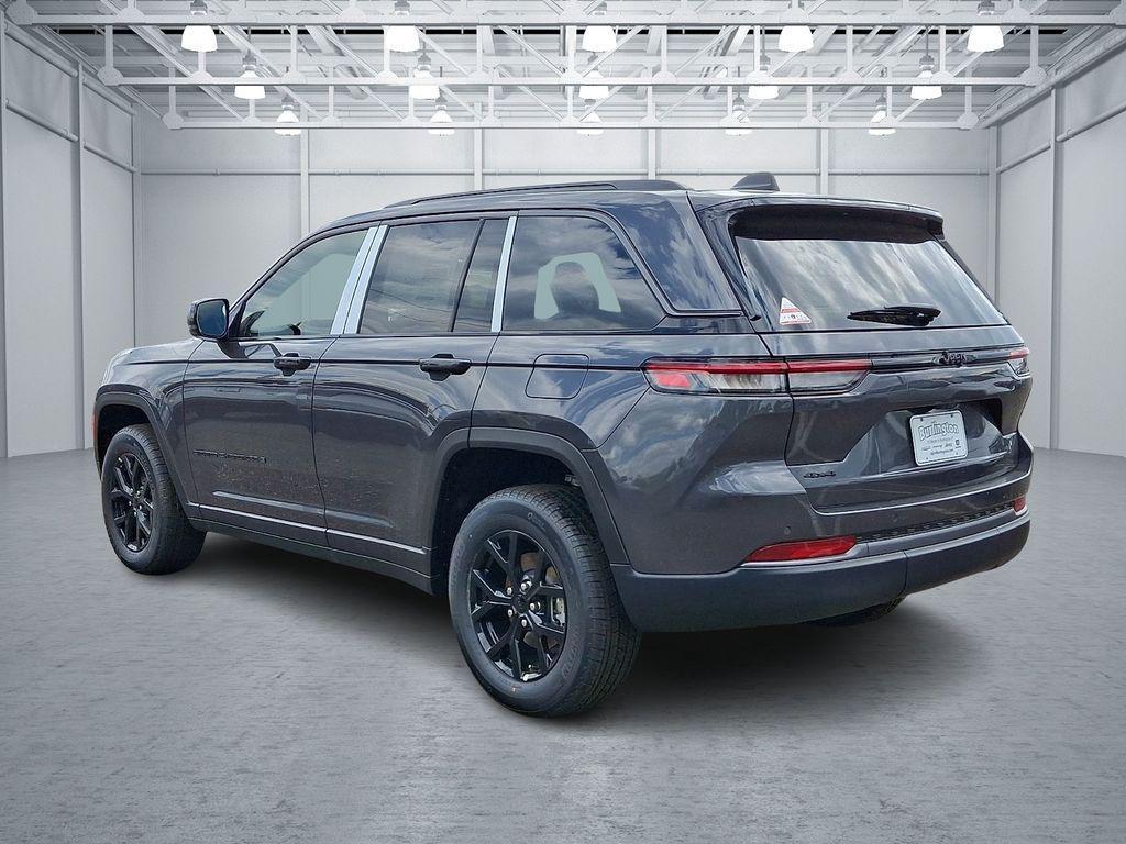 new 2026 Jeep Grand Cherokee car, priced at $48,945