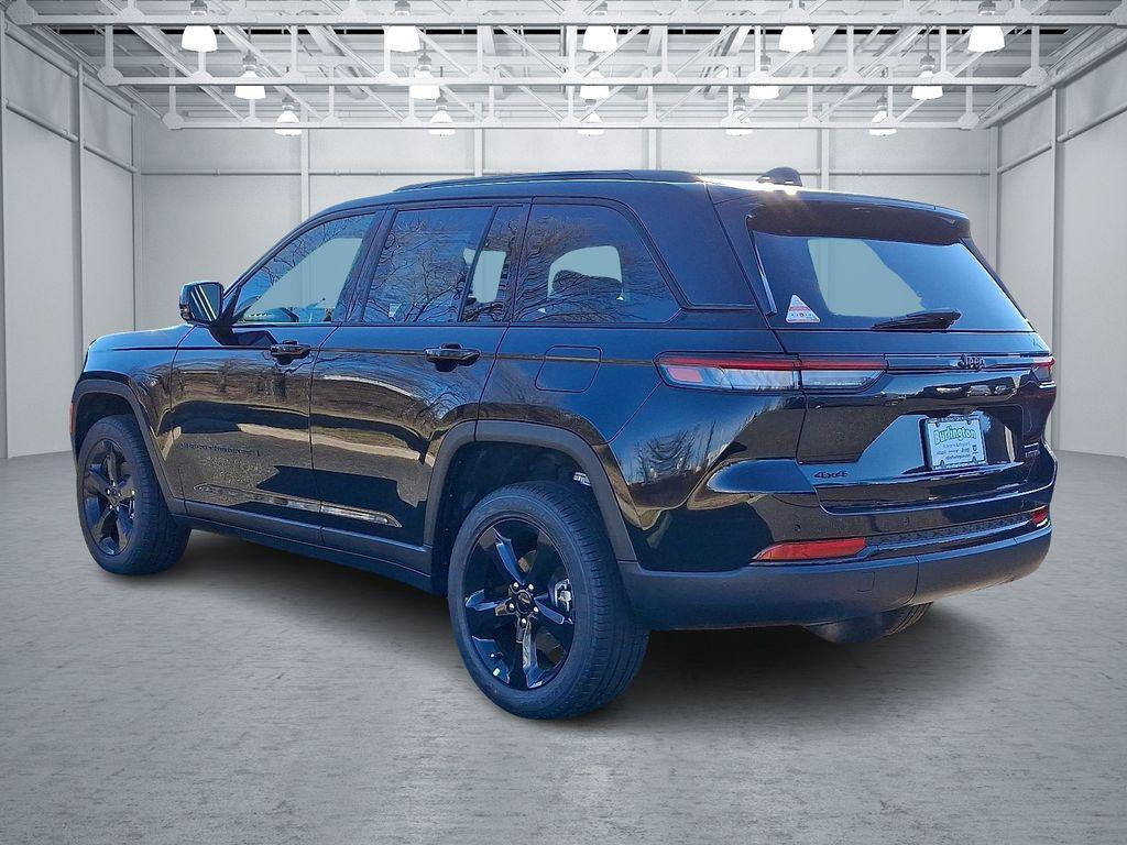 new 2025 Jeep Grand Cherokee car, priced at $52,735