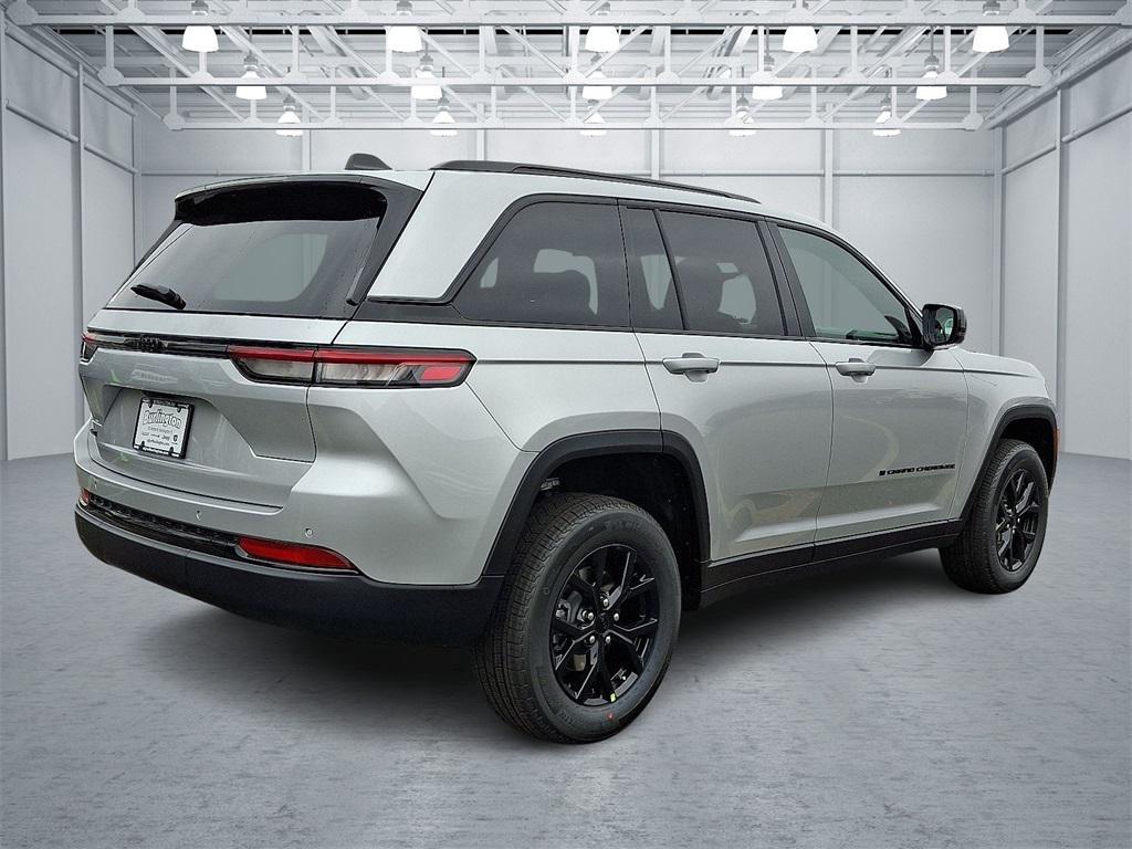 new 2025 Jeep Grand Cherokee car, priced at $46,730