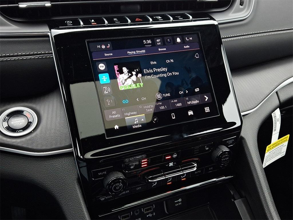 new 2025 Jeep Grand Cherokee car, priced at $46,730