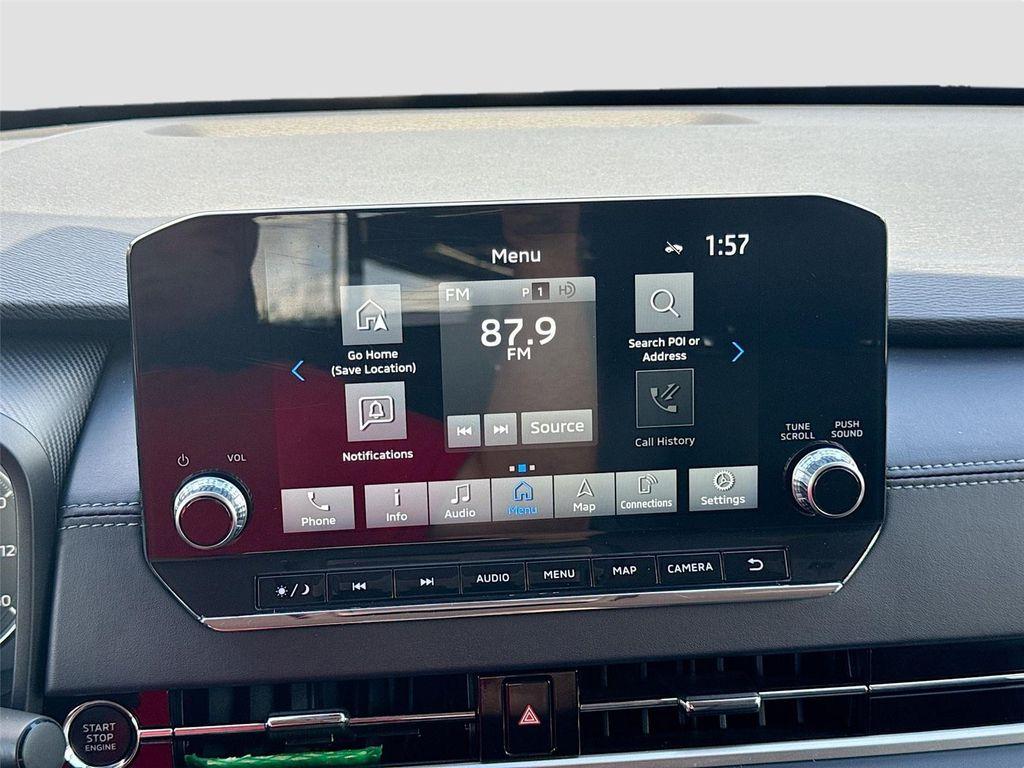 used 2024 Mitsubishi Outlander car, priced at $18,900