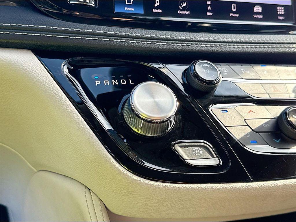 used 2022 Chrysler Pacifica car, priced at $22,400