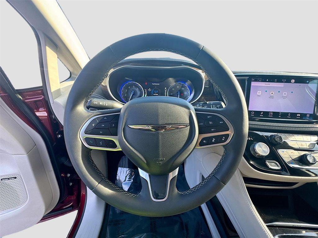 used 2022 Chrysler Pacifica car, priced at $22,400