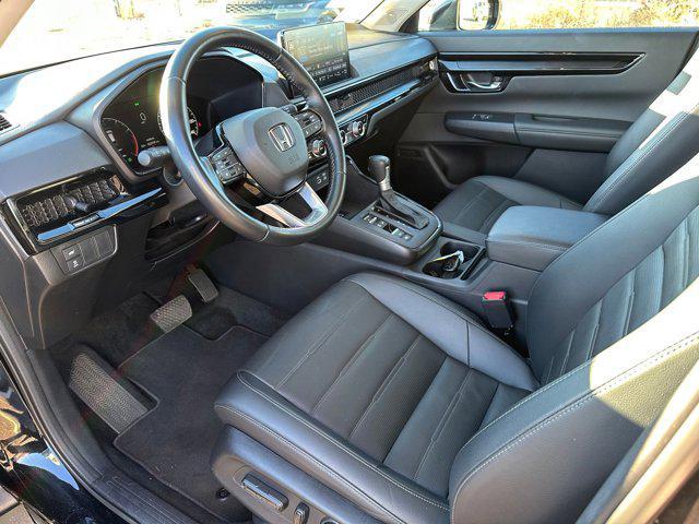 used 2025 Honda CR-V car, priced at $32,959