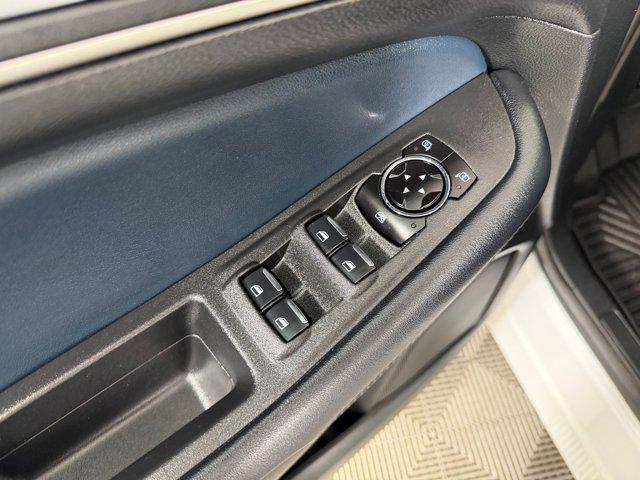 used 2023 Ford Edge car, priced at $25,875