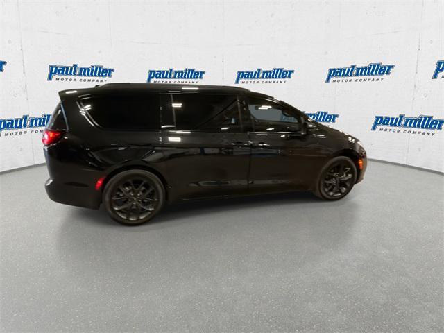 used 2023 Chrysler Pacifica car, priced at $25,153