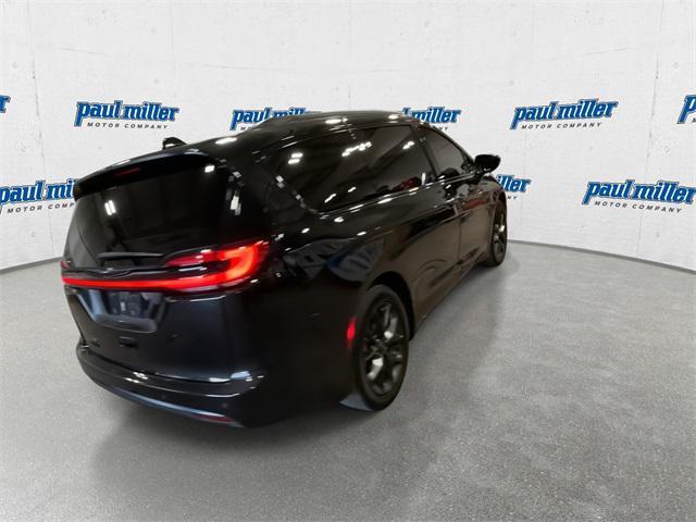 used 2023 Chrysler Pacifica car, priced at $25,153