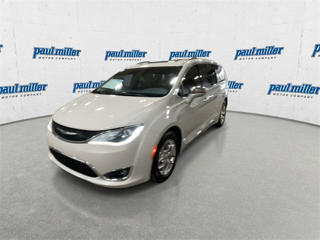 used 2020 Chrysler Pacifica car, priced at $15,369
