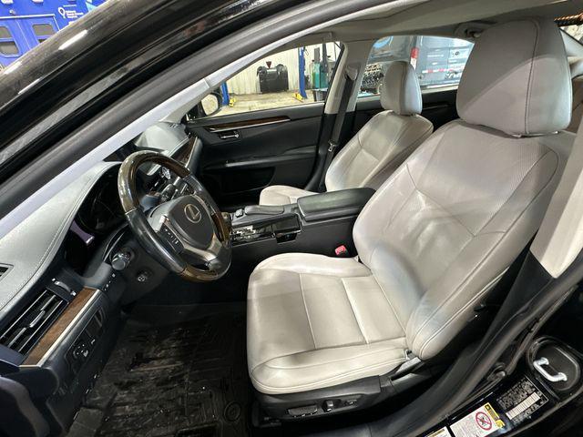 used 2015 Lexus ES 350 car, priced at $14,898